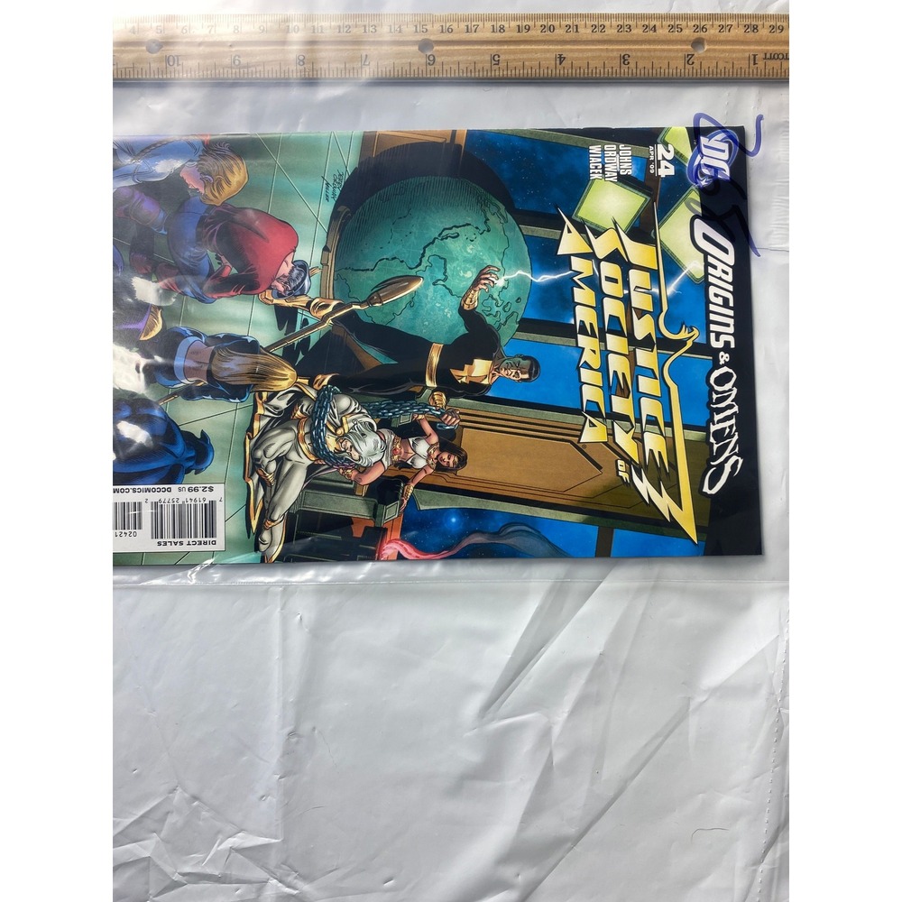 Justice Society of America Origins and Omens 24 Comic Book DC Comics 2009